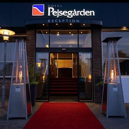 Hotel Pejsegaarden Brædstrup Esterno foto