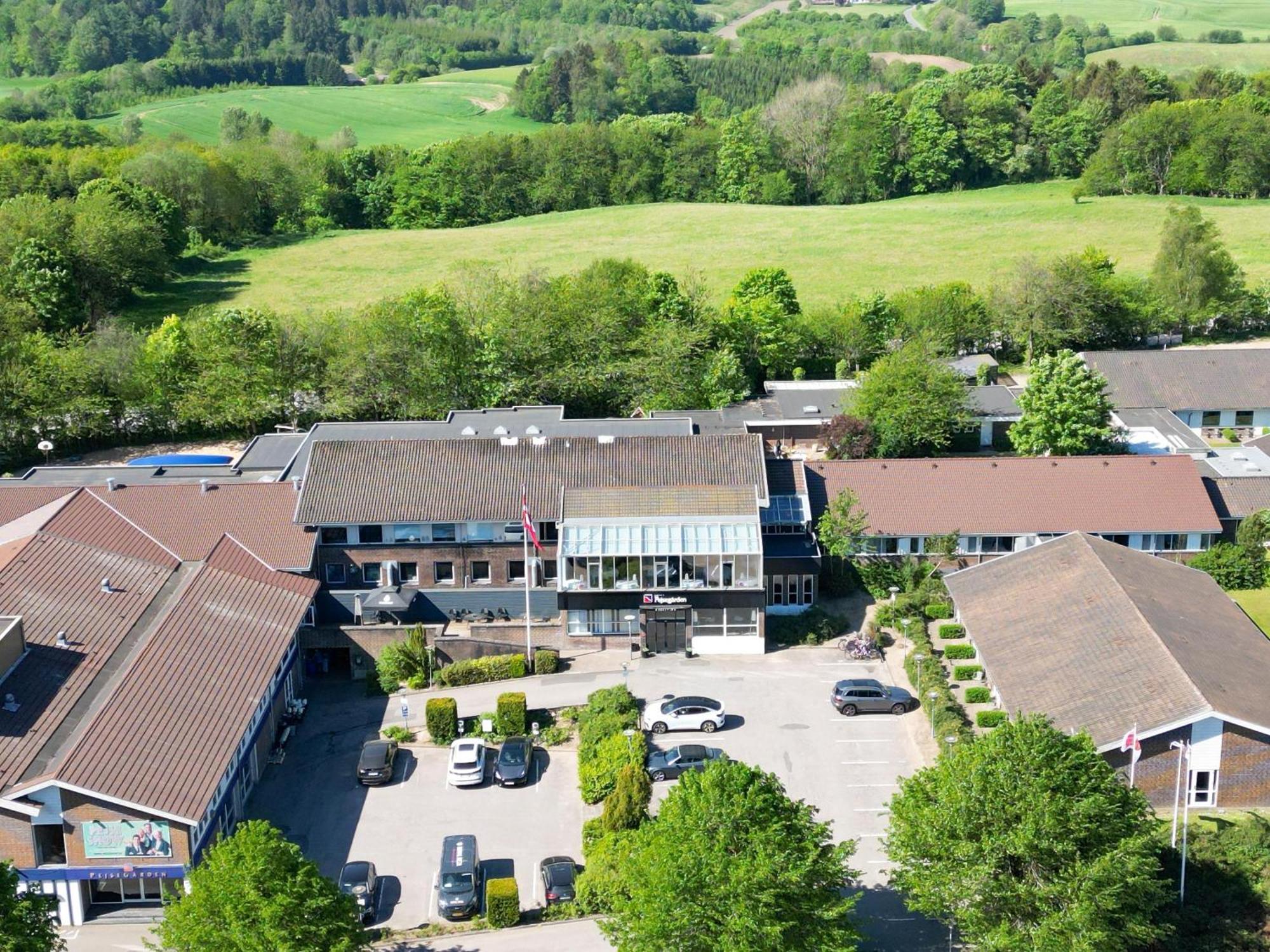 Hotel Pejsegaarden Brædstrup Esterno foto
