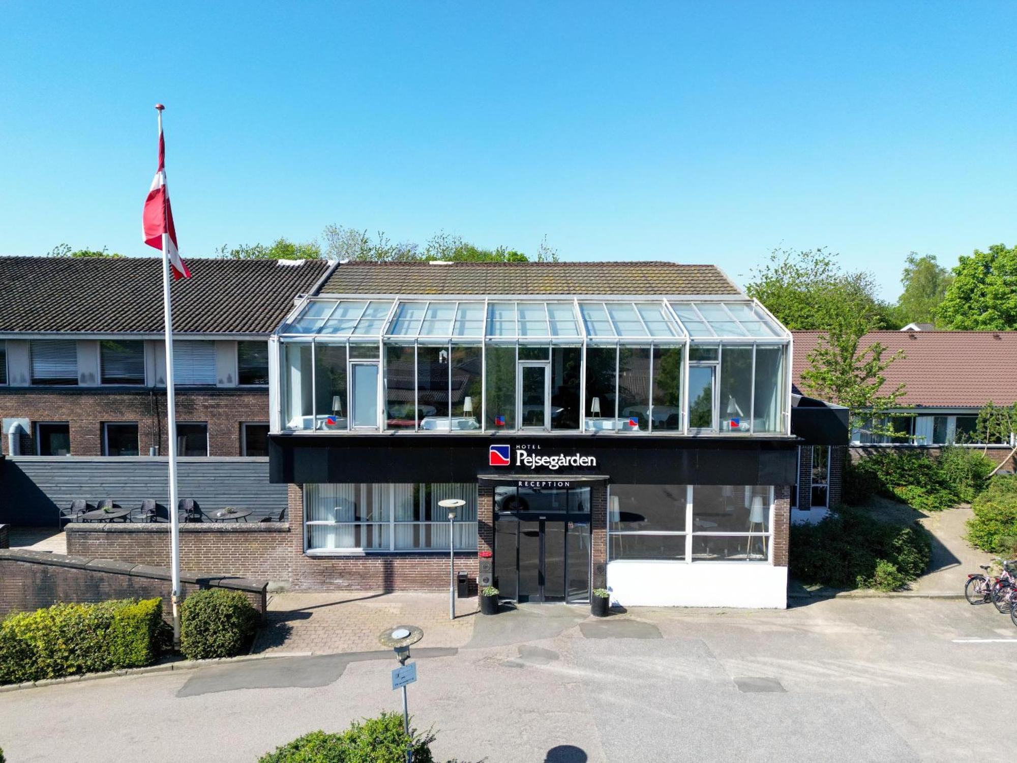 Hotel Pejsegaarden Brædstrup Esterno foto
