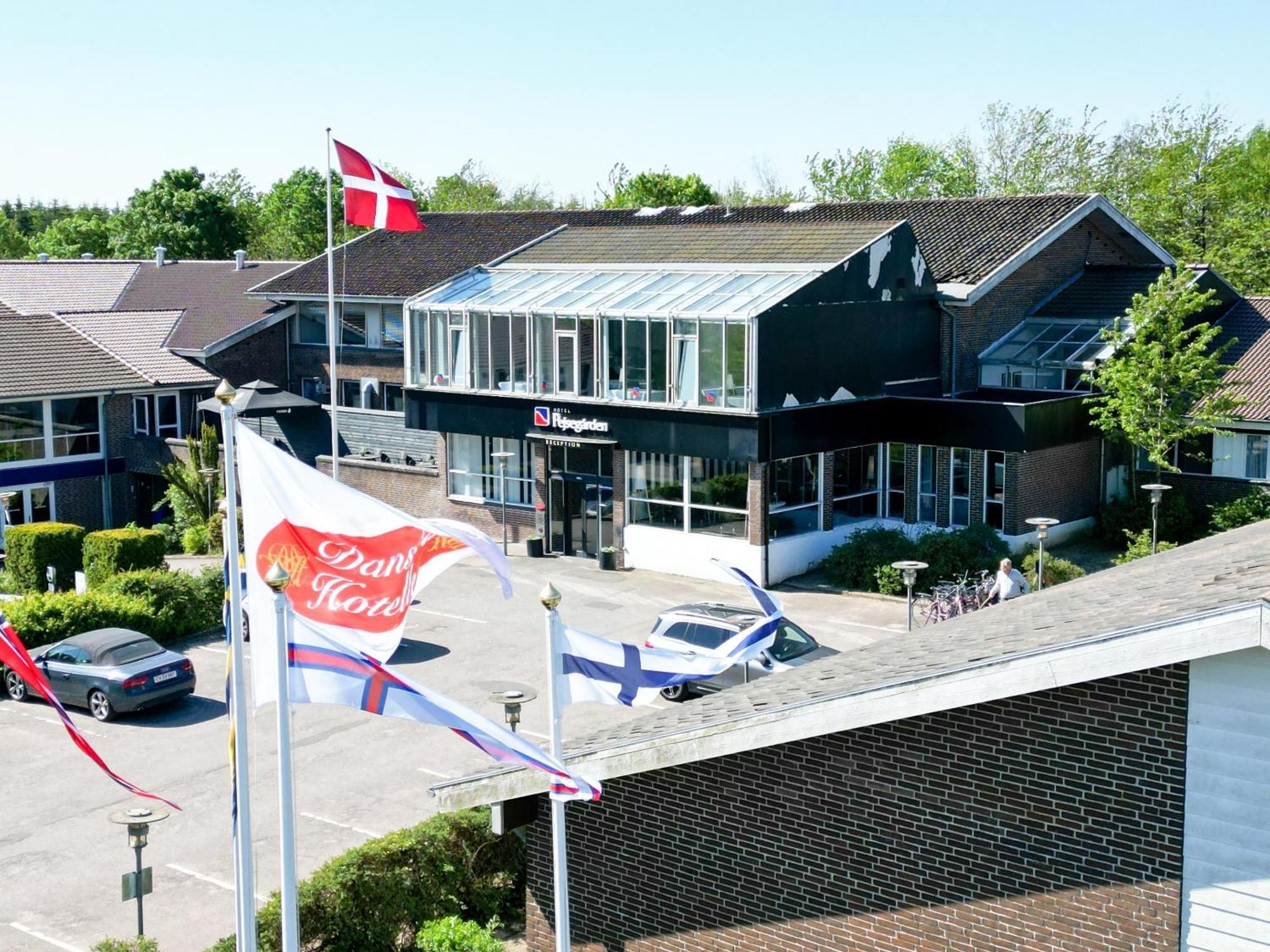 Hotel Pejsegaarden Brædstrup Esterno foto